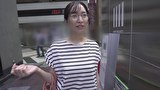 奥さま大変身！～23区で見つけた地味系奥さまがプロのメイクで大変身～　＃１ まゆさん