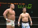 リクエストマッチ　オールスター大集結編！７　ＧＨＣジュニアヘビー級タッグ選手権試合　王者組：杉浦貴＆金丸義信ＶＳ挑戦者組：ＮＯＳＡＷＡ論外＆ＭＡＺＡＤＡ　２００６年１２月１０日　日本武道館