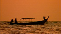 FISHING WITH JOHN　第６話　タイ、バンコック、フィフィ・アイランドで巨大イカ釣りの旅