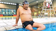 ニッポン遊泳紀行　ロバート秋山の市民プール万歳