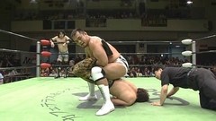 Ｎａｖｉｇ．ｗｉｔｈ Ｂｒｅｅｚｅ ’１０　最終戦　２０１０年６月６日　東京・後楽園ホール　第４試合　秋山準＆小川良成ＶＳ金丸義信＆本田多聞　タッグマッチ　３０分１本勝負