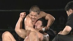 Ｓｕｍｍｅｒ Ｎａｖｉｇ.’１０　Ｐａｒｔ２開幕戦  ２０１０年７月１４日　岩手県営体育館　第４試合　佐々木健介ＶＳ平柳玄藩　３０分１本勝負