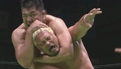 ＮＯＡＨｆｕｌ　Ｇｉｆｔ　ｉｎ　Ｄｉｆｆｅｒ．２０１０　２０１０年１２月２４日　東京・ディファ有明　第６試合　杉浦貴、佐野巧真ＶＳ森嶋猛、谷口周平　セミファイナル　タッグマッチ　４５分１本勝負