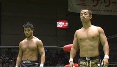 第５回日テレＧ＋杯争奪ジュニア・ヘビー級タッグりーグ戦　２０１１年７月３０日　後楽園ホール　第８試合　金丸義信＆ＫＥＮＴＡＶＳ鈴木鼓太郎＆青木篤志　メインイベント　優勝決定戦　時間無制限１本勝負