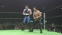 ＧＲＥＡＴ　ＶＯＹＡＧＥ　２０１２　ｉｎ　ＹＯＫＯＨＡＭＡ　２０１２年３月１８日　横浜文化体育館　第５試合　王者組：鈴木鼓太郎＆青木篤志ＶＳ挑戦者組：スペル・クレイジー＆リッキー・マルビン　ＧＨＣジュニアタッグ選手権試合　６０分１本勝負