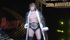 ＧＲＥＡＴ　ＶＯＹＡＧＥ　２０１２　ｉｎ　ＯＳＡＫＡ　ｖｏｌ．２　～Ｊｕｎ　Ａｋｉｙａｍａ，Ｓｐｅｃｉａｌ　Ａｎｎｉｖｅｒｓａｒｙ　２０ｔｈ～　２０１２年９月１７日　大阪府立体育会館　第９試合　王者：森嶋猛ＶＳ挑戦者：ＫＥＮＴＡ　ＧＨＣヘビー級選手権試合　メインイベント　６０分１本勝負