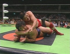 “絶対王者”小橋建太　特集②　王者：小橋建太ＶＳ挑戦者：田上明  ＧＨＣヘビー級選手権試合  ２００４年９月１０日　東京・日本武道館