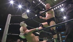 方舟新章～心に残るプロレス～　２０１３年５月１２日　東京・後楽園ホール　第５試合　森嶋猛ｖｓ高山善廣　ＢＡＴＴＬＥ　ＴＨＥ　ＳＵＰＥＲ　ＨＥＡＶＹ　シングルマッチ　３０分１本勝負
