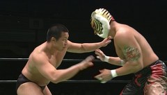 ＮＯＡＨｆｕｌ　Ｇｉｆｔ　ｉｎ　ＤＩＦＦＥＲ　２０１３　２０１３年１２月２３日東京・ディファ有明　第５試合　丸藤正道ｖｓ北宮光洋　時間無制限１本勝負