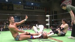 グローバル・タッグリーグ戦２０１４開幕戦　２０１４年４月１２日　東京・後楽園ホール　第４試合　王者組：小峠篤司＆石森太二ｖｓ挑戦者組：小川良成＆ザック・セイバーＪｒ．　ＧＨＣジュニアタッグ選手権試合　６０分１本勝負